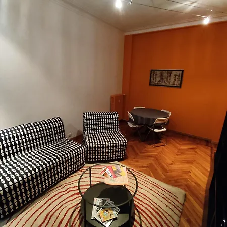 Bell'appartamento In Cit Turin, Interamente Ristrutturato דירה *